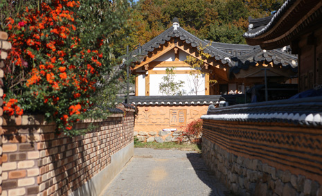 A walking tour on Jeonju - Explore Jeonju Hanok Village on foot